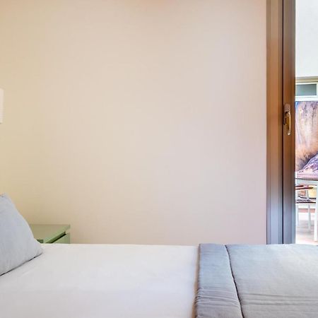 Homeabout Fresca Apartment I Малага Экстерьер фото