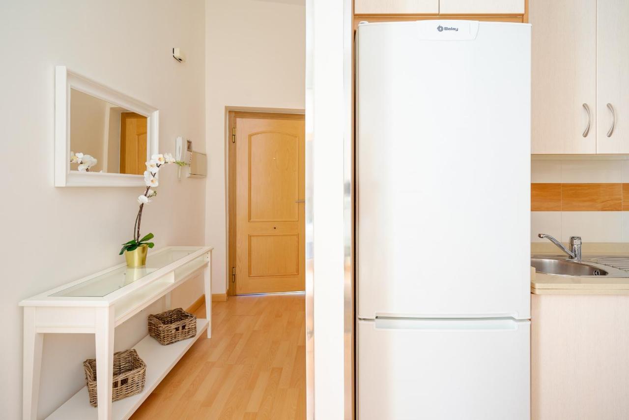 Homeabout Fresca Apartment I Малага Экстерьер фото